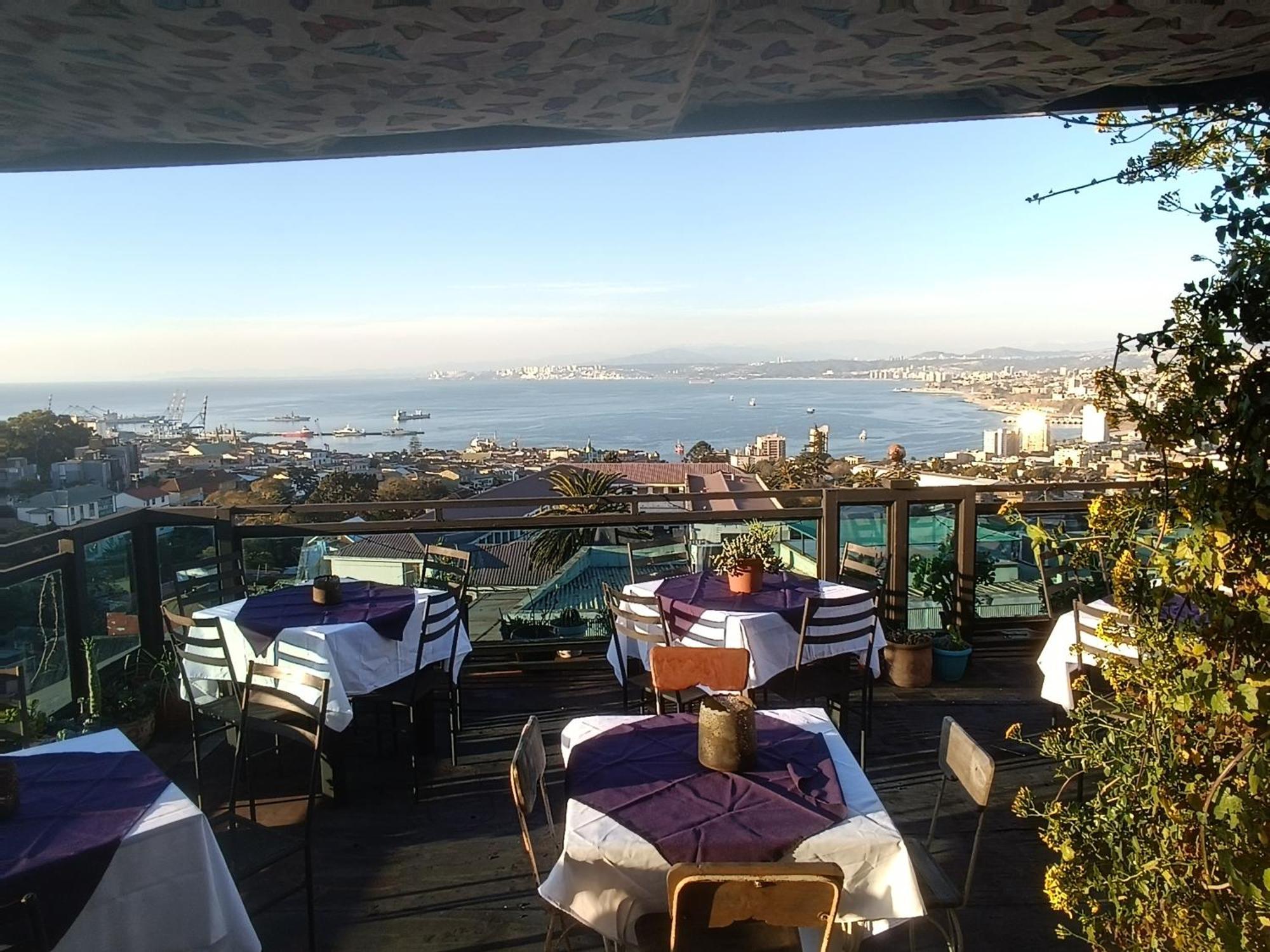Jagui Haus Departamentos Tipo Loft Y Hermosa Terraza Con Vista Al Mar Valparaíso